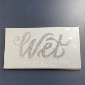 Bretman x colourpop wet palette